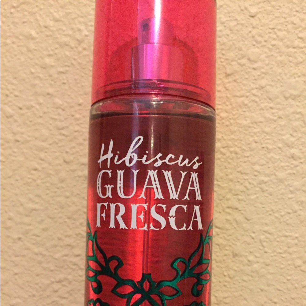 Bath & Body Works Hibiscus Guava Fresco spray